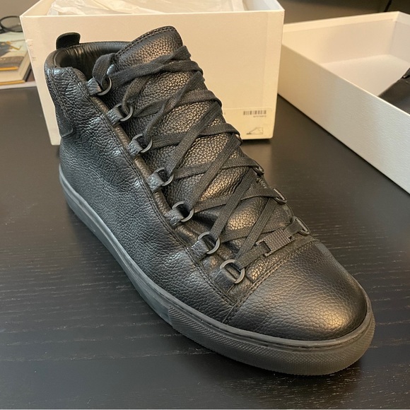 Balenciaga Shoes - Picture 11 of 12